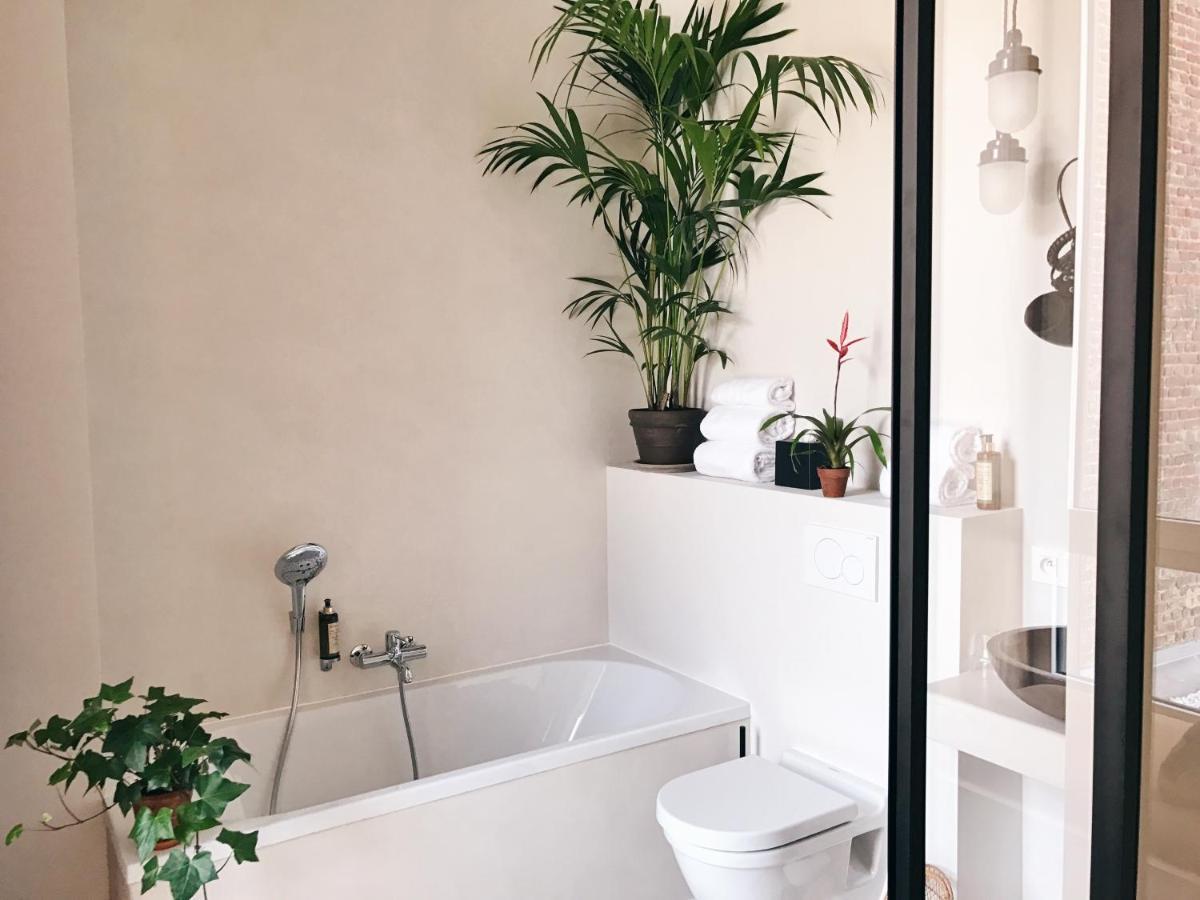 Hotel Latroupe Jardin Secret